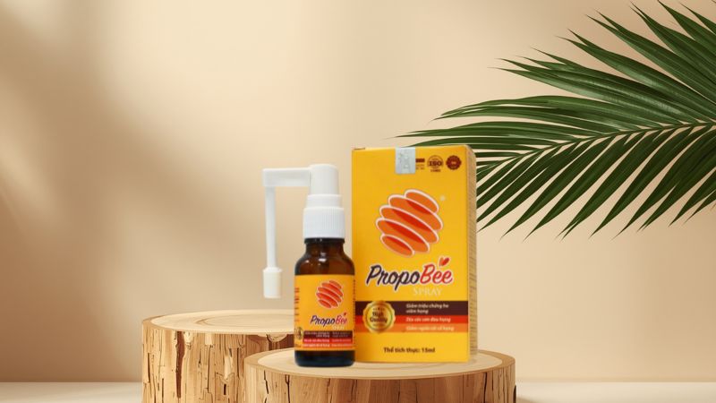 xịt họng keo ong Propobee