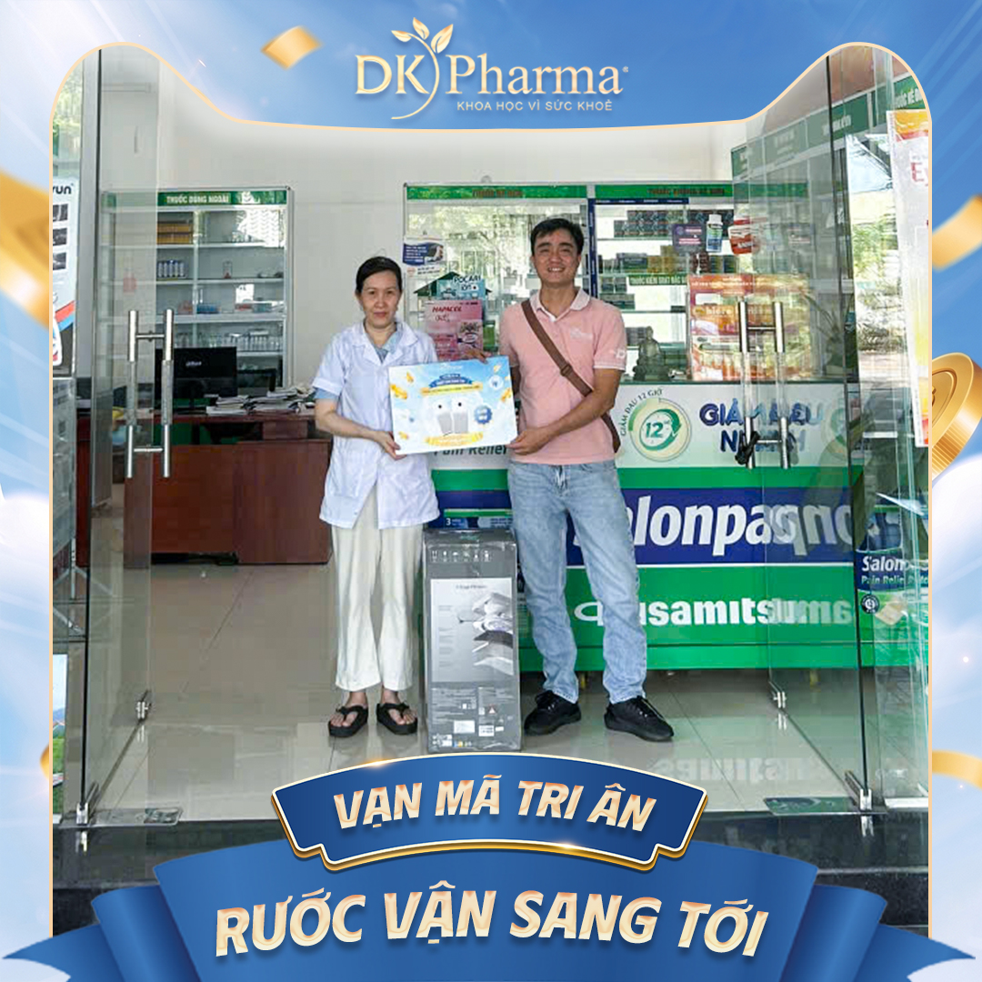 Trao tận tay giải Nhì tới Nhà thuốc Dapharco Blu Phương Lin